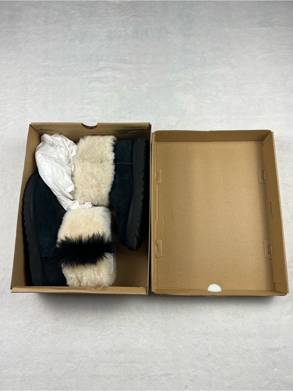 UGG Classic Mini Wisp Black Suede Sheepskin Cuff Boots Women’s US 6 NIB - Picture 2 of 6